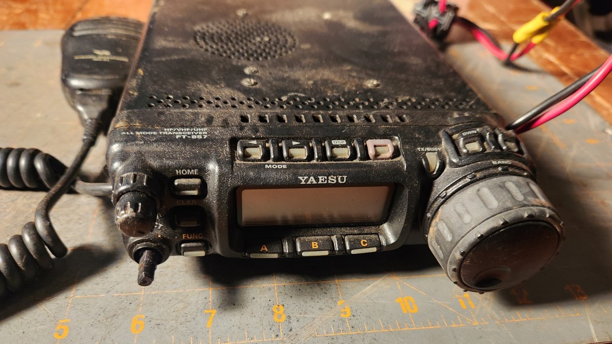 Yaesu FT-857 100w HF VHF UHF Mobile Transceiver for sale