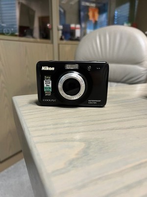Nikon Coolpix S30 Digitalkamera Schwarz -  NEU