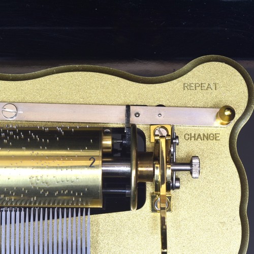 REUGE Inlaid case 72 valves 5 cylinders 15 songs Music Box Authentic FromJapan - Picture 8 of 10