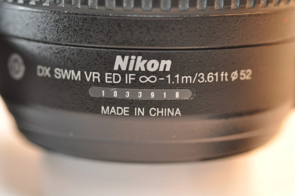 Nikon DX AF-S VR Nikkor 55-200mm G ED lens HB-37 for D3400 D5600 D7200 D90 D7500 - Image 3 of 4