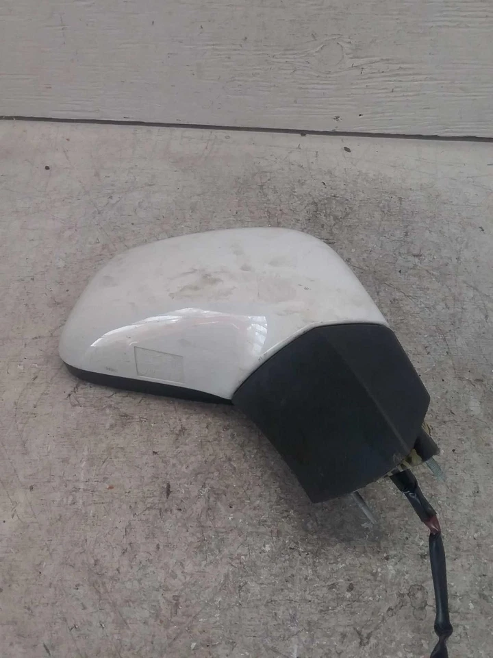 Used Right Door Mirror fits: 2018 Chevrolet Trax non-heated opt D48 Korea built - Изображение 2 из 4