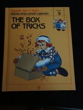 The Box of Tricks Raggedy Ann  Andy's Grow and Learn Library, Volume 9, Vo...