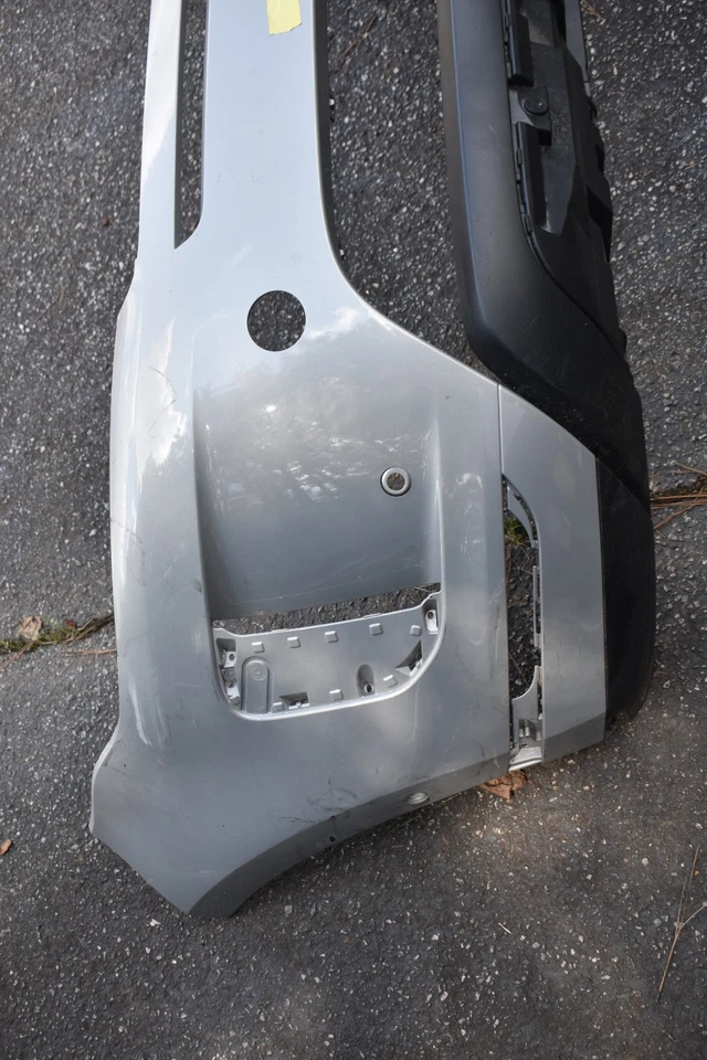 LAND ROVER EVOQUE L551 FRONT BUMPER 2018-2024 FACTORY OEM - Image 4 of 4