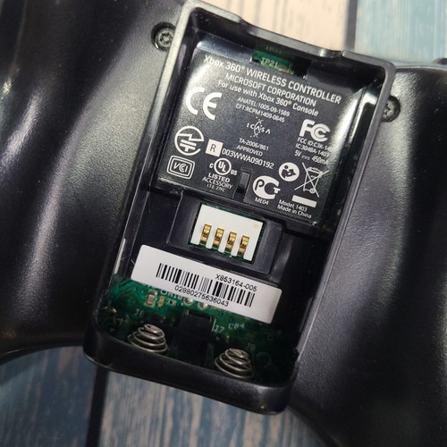 Xbox 360 Wireless Controller & Rechargeable Battery Pack w/ Cable - WORKS GREAT! - Picture 11 of 11