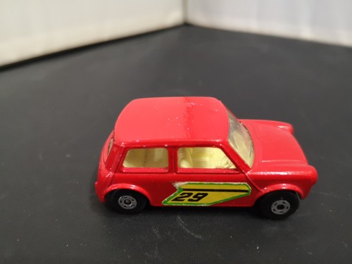 P748-MATCHBOX SUPERFAST Nº29 RARO ROJO CARRERAS MINI - Imagen 3 de 5