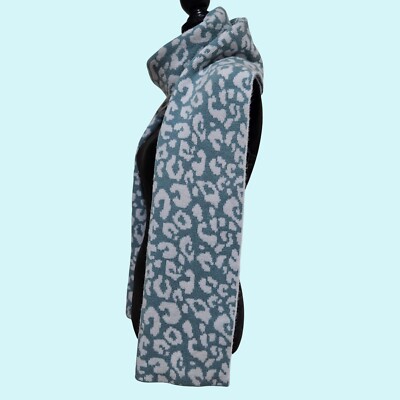 BUNDLE Sweaty Betty Beanie Hat Scarf Set Blue Leopard Print  display picture 1