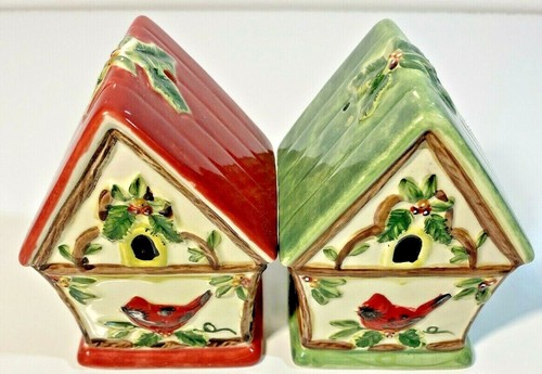 Susan Winget Winter Wonder Red Robin Holly Birdhouse Salt and Pepper Shaker Set - Picture 3 of 5