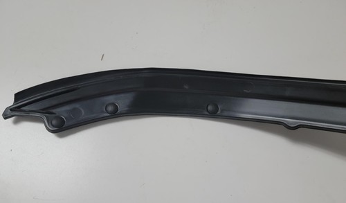 MERCEDES BENZ A203 720 15 78 WEATHERSTRIP - Picture 3 of 11