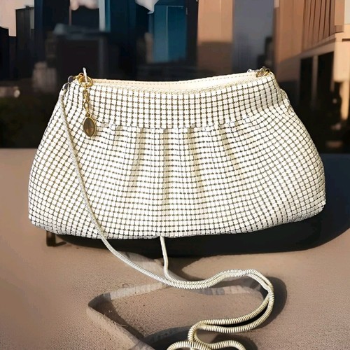 VTG Chainmail Handbag, Cream Color Chainmail Purse, Mesh bag, Aluminium 1970's