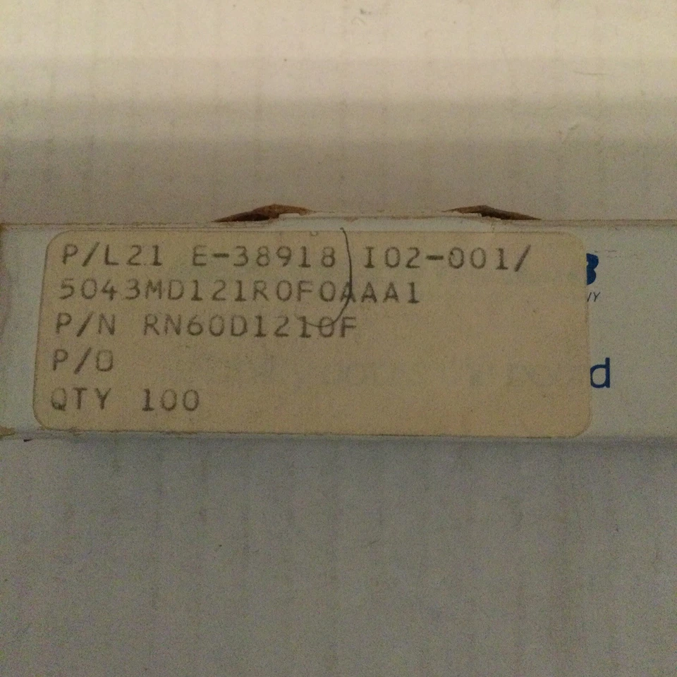 TI Texas Instruments 4615808-0001 RN65 121.00 Ohm 1% Resistor TI 1097476 bx/100 - Image 4 of 4