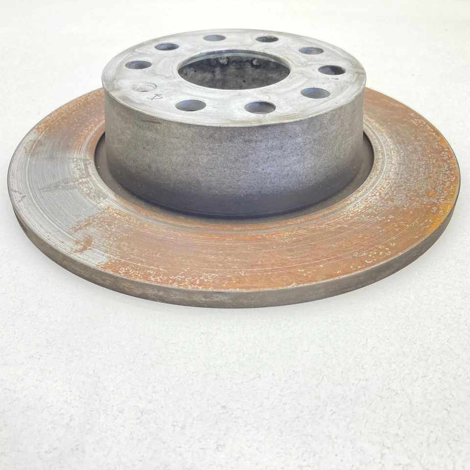 Задний дисковый тормозной ротор Volkswagen JETTA OEM #5QN615601A - Изображение 3 из 4