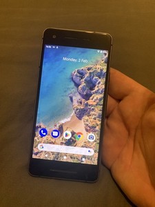 Google Pixel 2 schwarz entsperrt 64GB 5,0" 12MP 4GB RAM Android 8,0" Smartphone