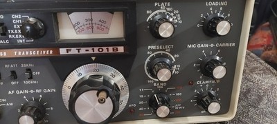 YAESU FT-101B ジャンク Yaesu FT-101B Vintage Ham Radio Transceiver for sale online | eBay