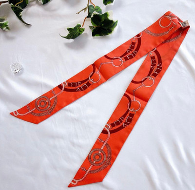 HERMES Eperon d'Or Twilly 100% Seide Schal Orange Gebraucht Ohne Karton