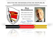 Ausweis der Staatssicherheit der DDR als hochwertige Plastikkarte Stasi - AU-405