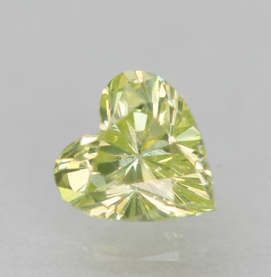 0.18 Ct Yellowish Green VS1 Heart Shape Enhanced Natural Diamond 3.64X3.50mm VID