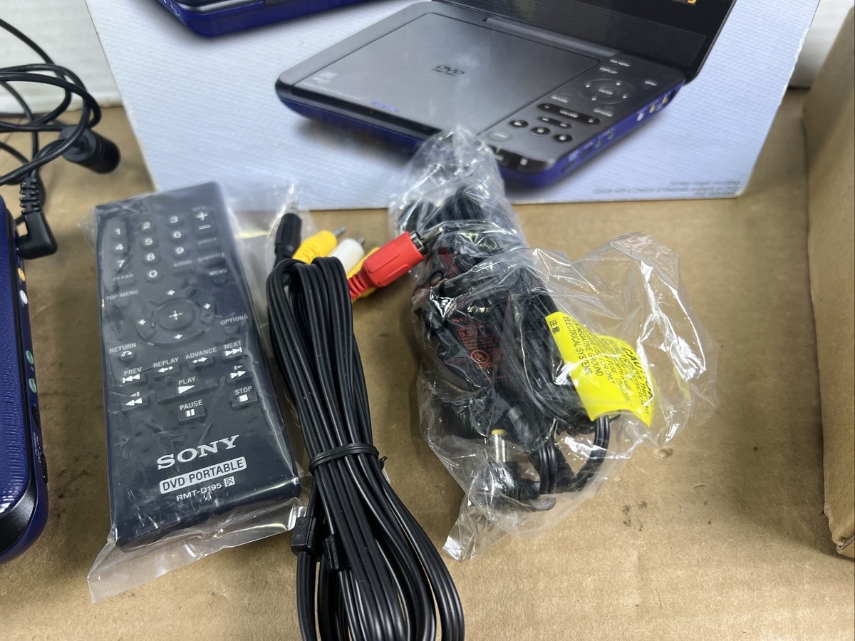 Sony DVP-FX750 Portable DVD Player with Screen (7