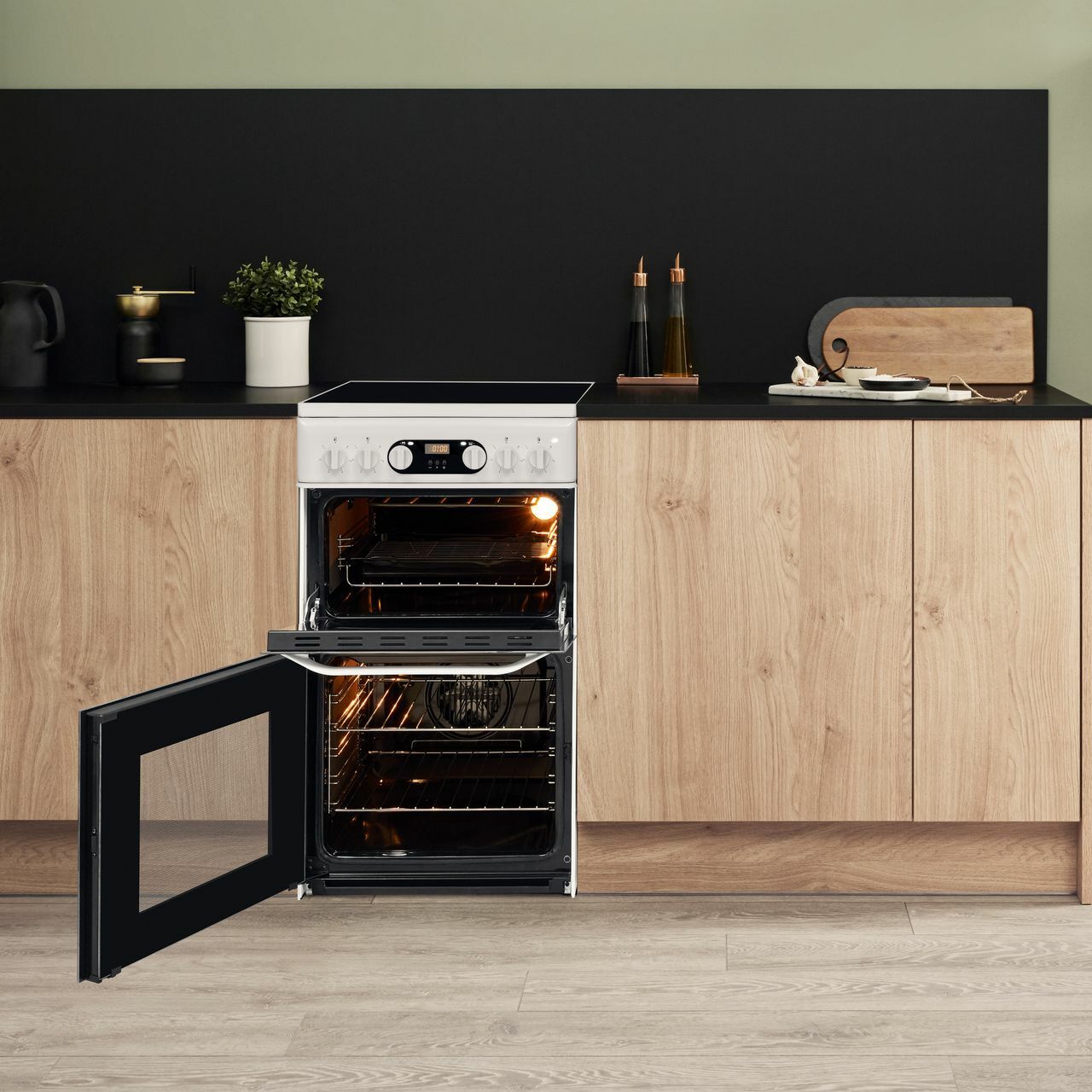 Hotpoint HD5V93CCW/UK 50cm Free Standing Electric Cooker with Ceramic