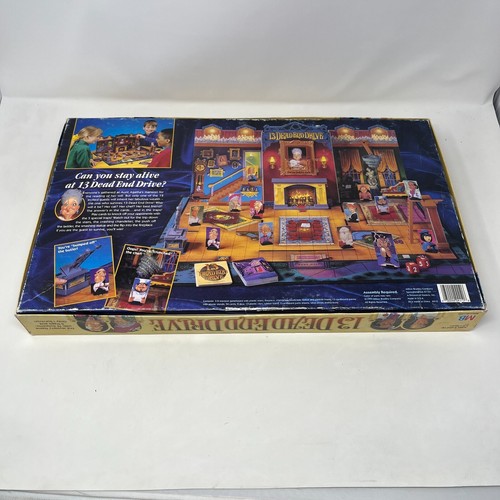13 Dead End Drive: Mystery Board Game - Vintage 1993 Milton Bradley COMPLETE - Picture 2 of 23