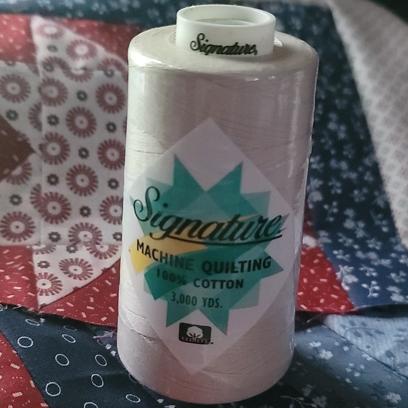 Signature QT Machine Quilting Thread 100% Cotton, Ivory, 3000 Yds