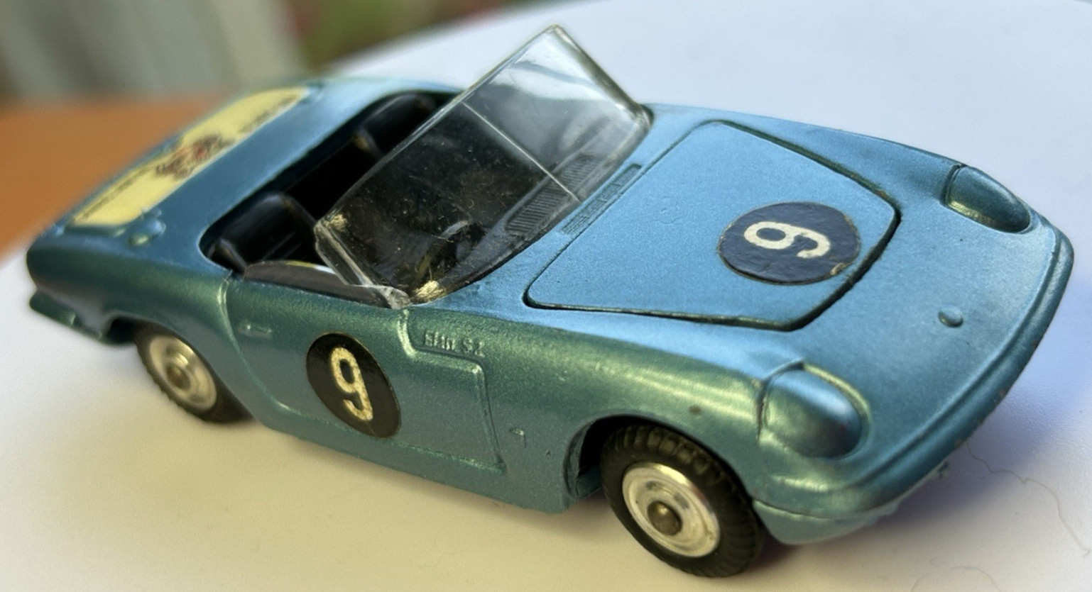 Corgi 318, Lotus Elan S2 - Free Price Guide & Review