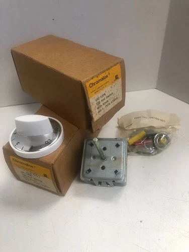 CHROMALOX SWITCH WITH KNOB
