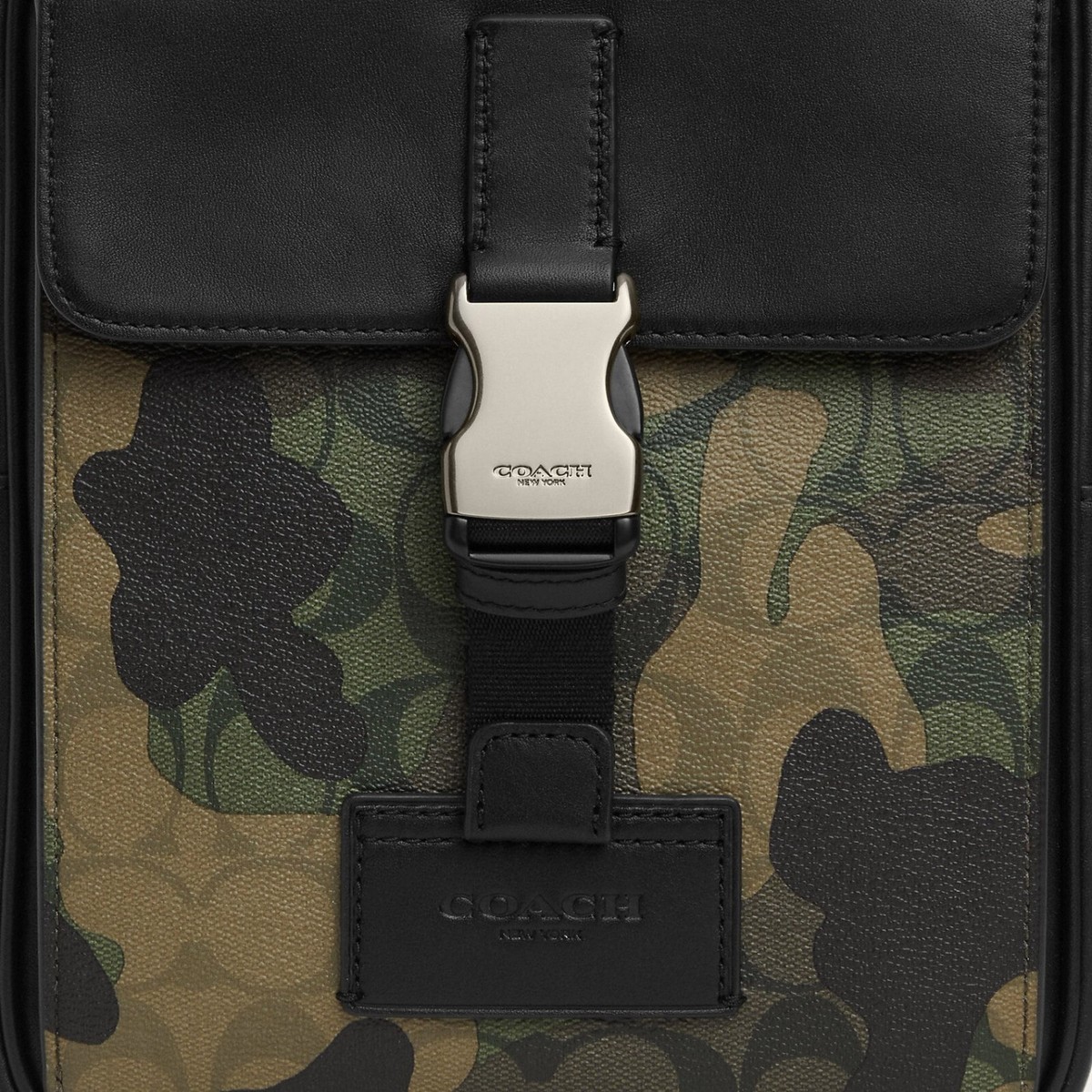 NWT Coach MEN'S Track Pack In Signature Canvas With Camo