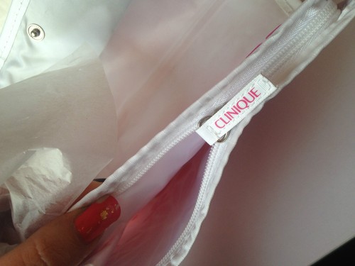 Clinique large new Make up cosmetic Bag pretty floral - new , great ladies gift - Picture 2 of 2