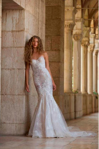 Berta 21-113 Wedding Dress; Worn Once; Size: 0; Perfect Condition; Retail 11,500 - Picture 2 of 13