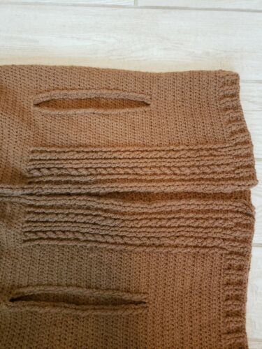 Handmade Crocheted Alpaca Poncho Shawl with leather toggle closure - Picture 2 of 8
