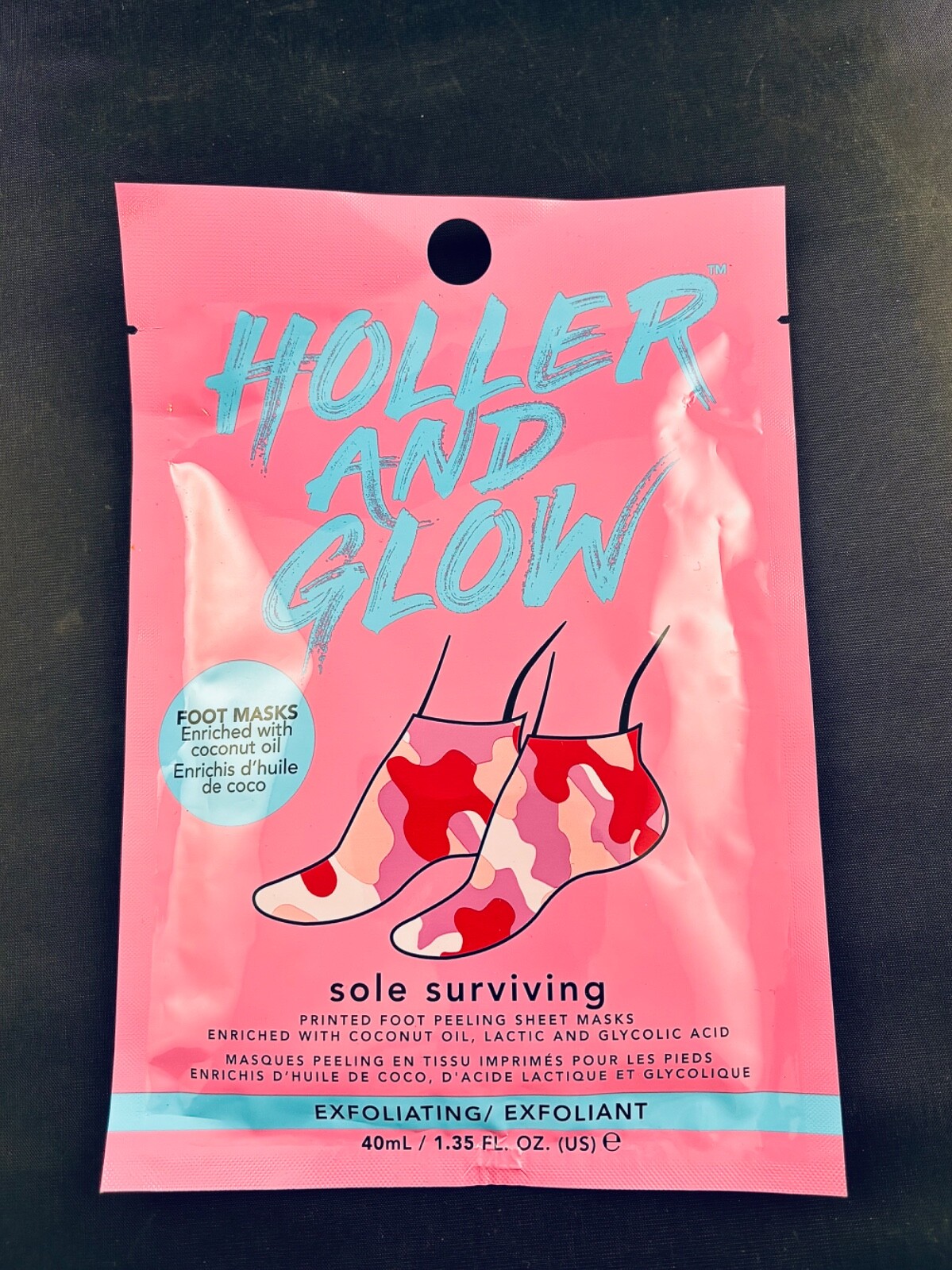 SAOLA HOLLER AND GLOW SOLE SURVIVING SOCK MASK TRASFORMATORE PEELING PIEDI 1 35 oz NOS