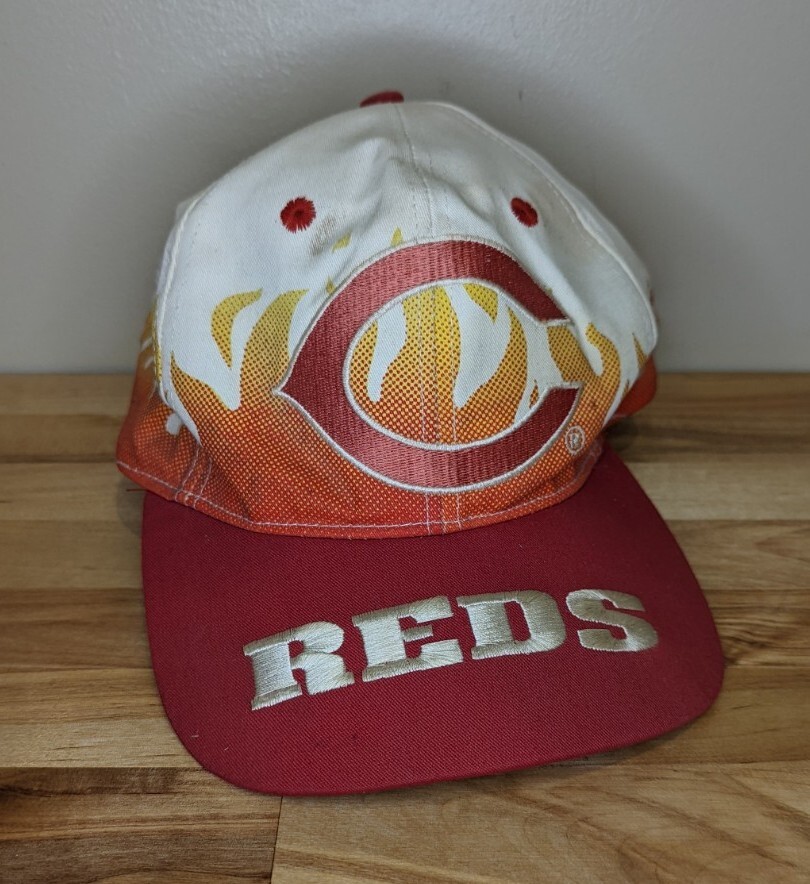 Vintage ON FIRE 90's MLB Cincinnati Reds Flames Snapback