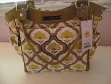 Petunia Pickle Bottom Diaper Bag City Carryall Lights of Lisbon New With Tags.