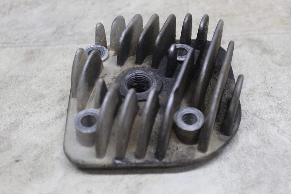 2000 E-ton Sierra DXL 90 Oem Engine Top End Cylinder Head - Image 4 of 4