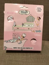 The Vintage Cosmetic Company Hair Turban And Make-up Headband Vellous Pamper Set
