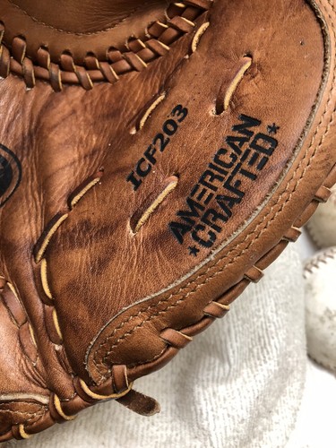 "Guante de receptor de softbol lanzamiento izquierdo Louisville ICON American Crafted ICF203 34""" - Imagen 13 de 18