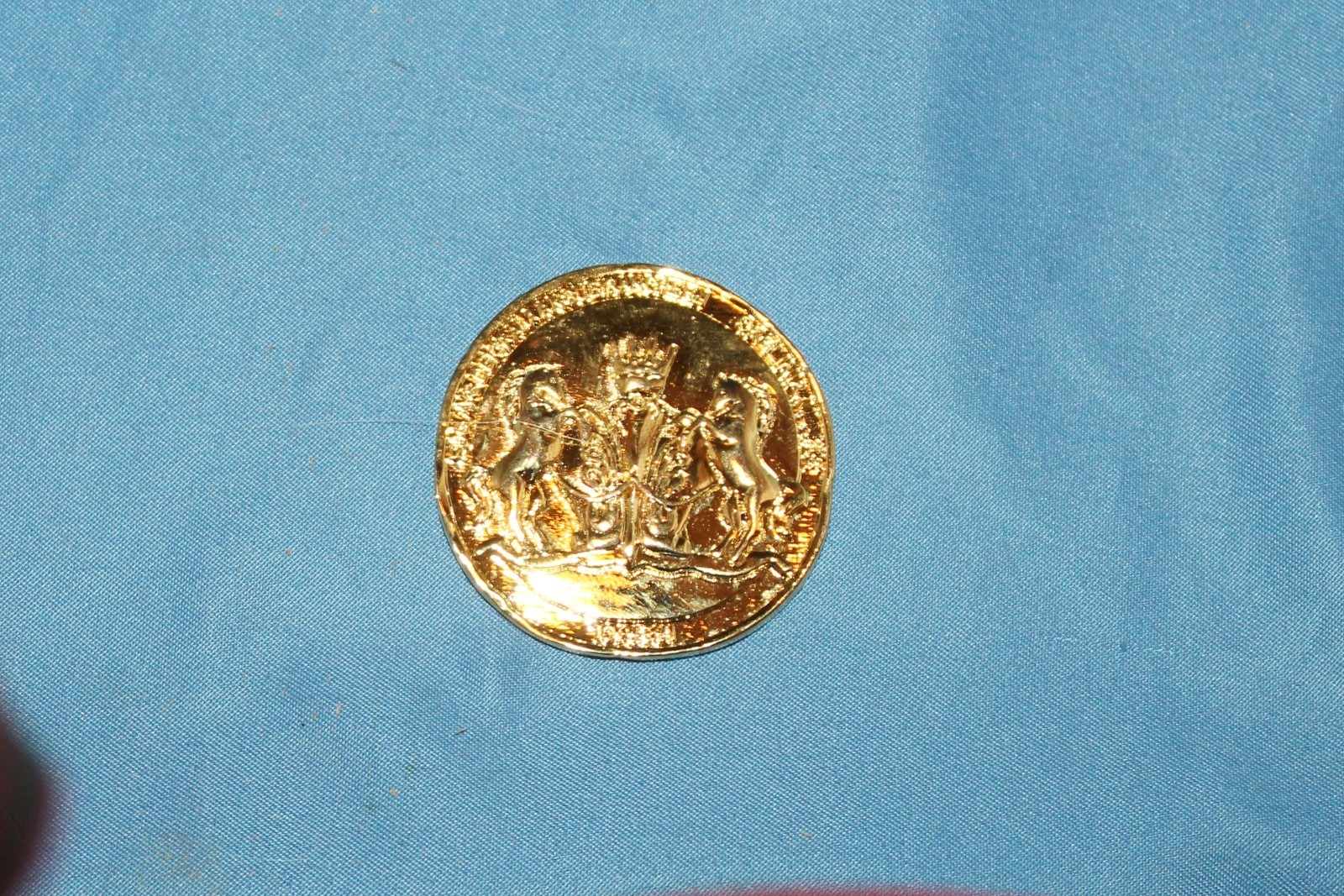 Picture 1 of 2