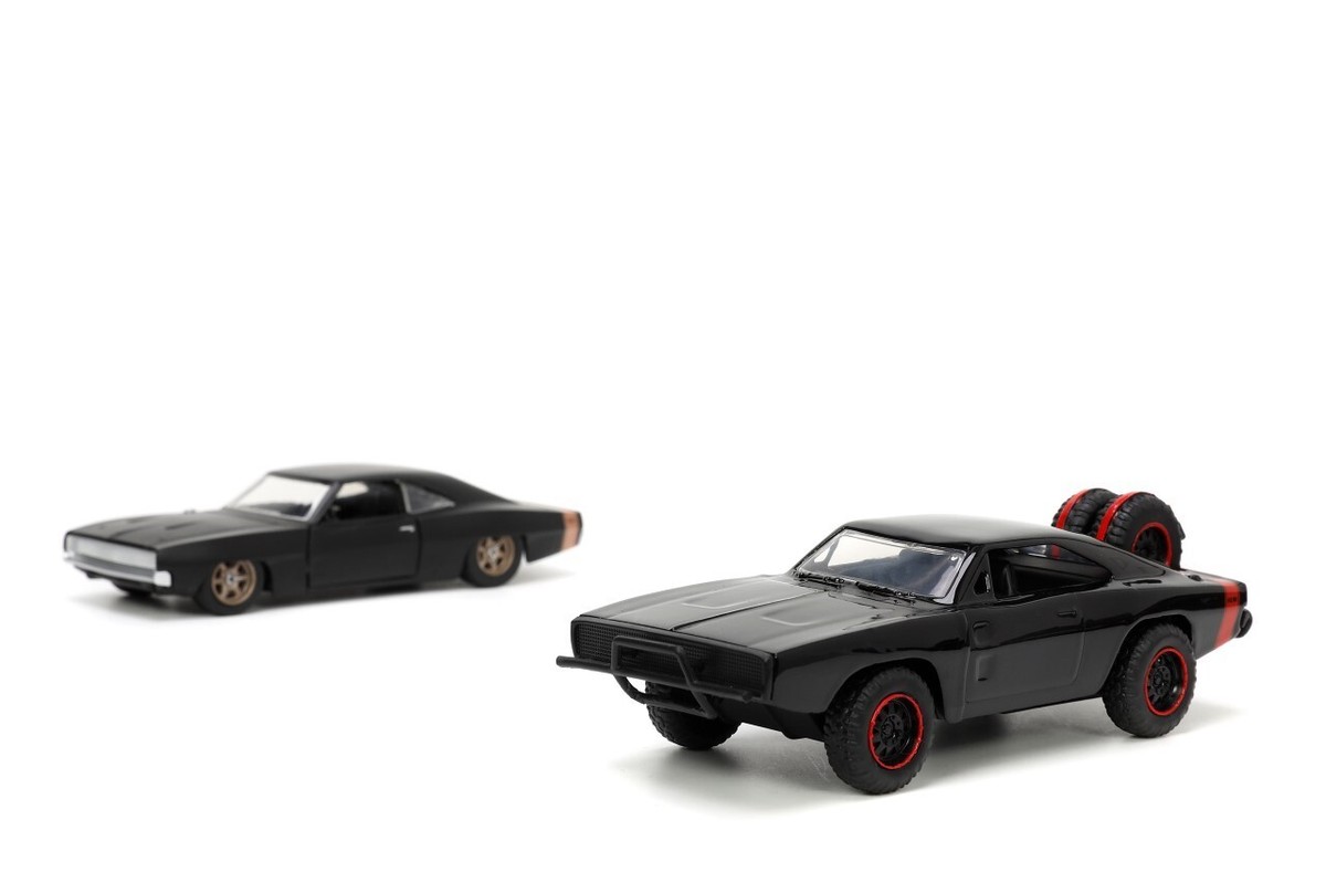 Jada 1:32 Fast & Furious Dom's Charger R/T & 1968 Charger