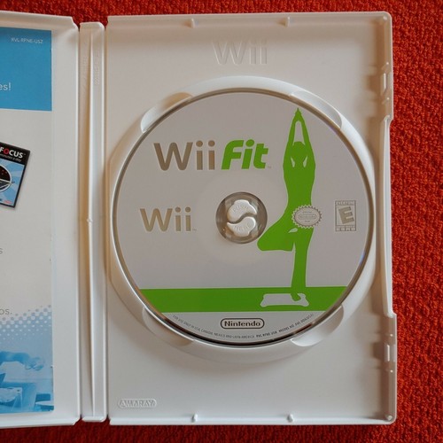Wii Fit Nintendo Wii NO MANUAL (NO BOARD) - Picture 4 of 4
