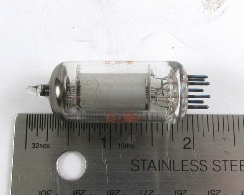 Cinch / General Electric (G.E.) 6AK6 Elektronische Röhre - Bild 1 von 2