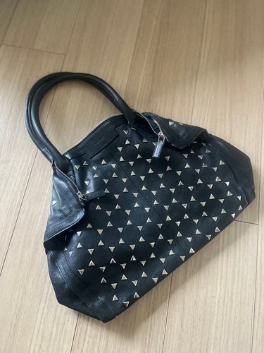 Alexander McQueen De Manta Tote Bag triangle Studded Black Leather Auth Japan