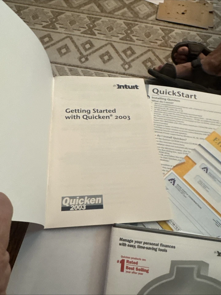 Quicken 2003 Deluxe (Windows) - Nuevo stock antiguo con CD sellado e insertos completos Foto 4 de 4