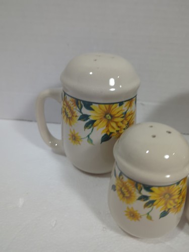 2 Sets Thomson Keramik Sonnenblumen Salz und Pfefferstreuer - Bild 3 von 5