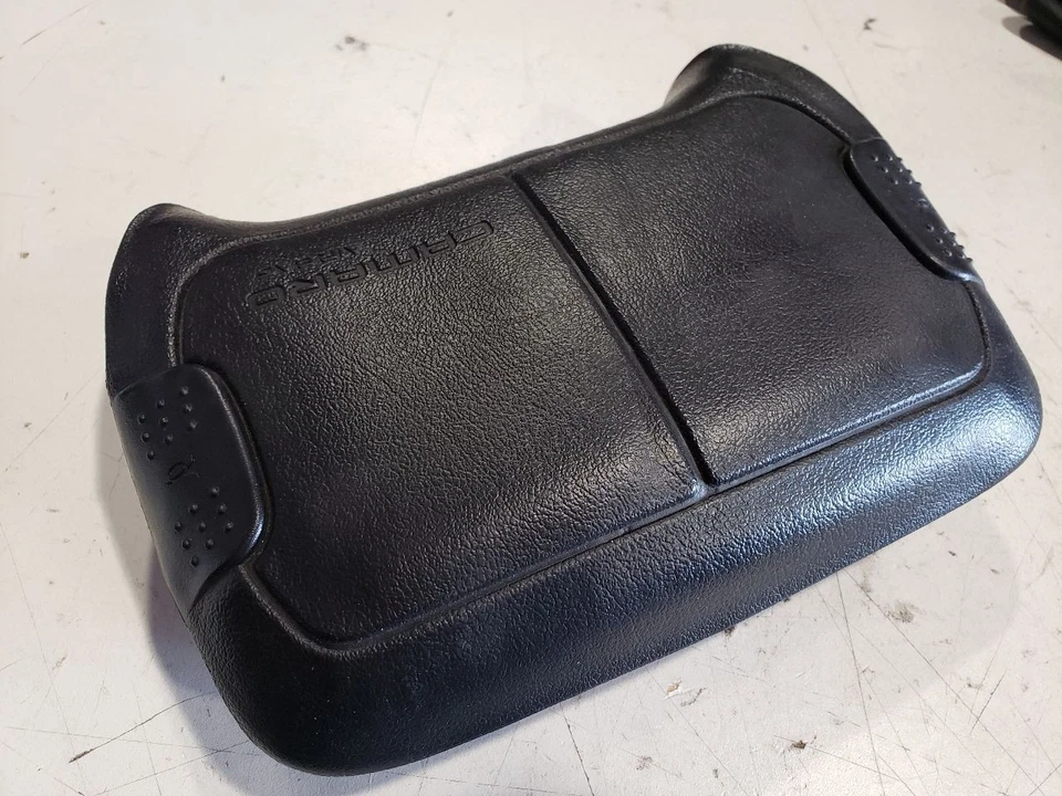 Chevrolet Camaro 1999 - Bolsa de aire del volante - OEM 17998961 Foto 4 de 4