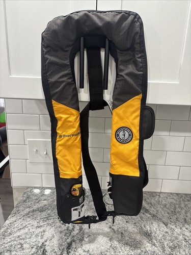 Boaters’ Resale Shop of TX 2307 0175.12 WEST MARINE MD3184 INFLATABLE ADULT PFD