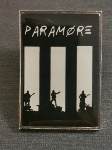 PARAMORE DECODE Misery Business Riot! Anstecknadel Aufnäher Neu Hochwertig - Bild 1 von 8