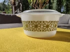 Vintage Pyrex Verde Green Square Flowers Casserole Dish With Lid 474-B 1 1/2 QT