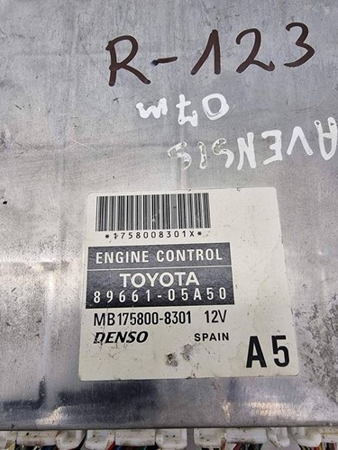 Centralina/modulo motore diesel Toyota Avensis T250 2006 8966105A50 - Foto 5 di 5