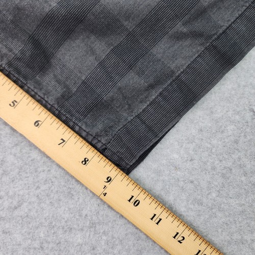 The North Face Shorts Mens Size 32 Gray Black Plaid - Picture 8 of 19