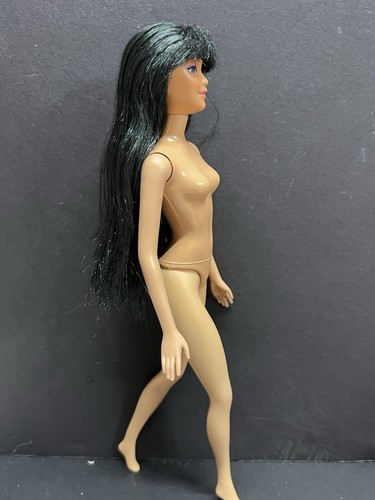Mattel ~ Barbie -Dolls Of the World - Asian - Bangs Long black hair - Picture 6 of 6